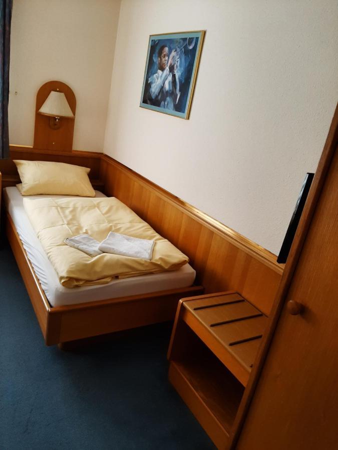 Hotel Knotenpunkt 3*